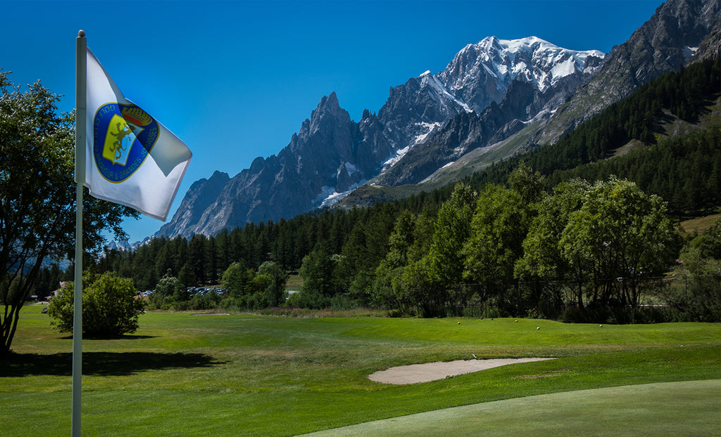 Golf Club Courmayeur, green mozzafiato ai piedi delle Grandes Jorasses